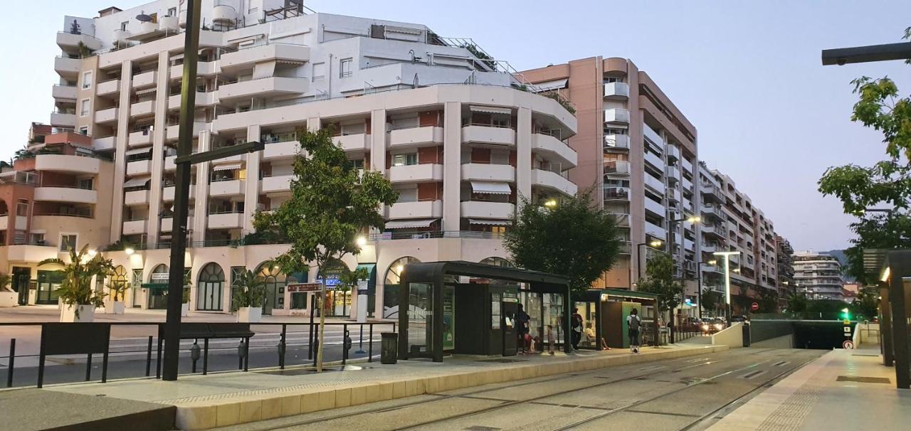 Appartement Lovely 1 Bedroom Vacation With Free Parking.