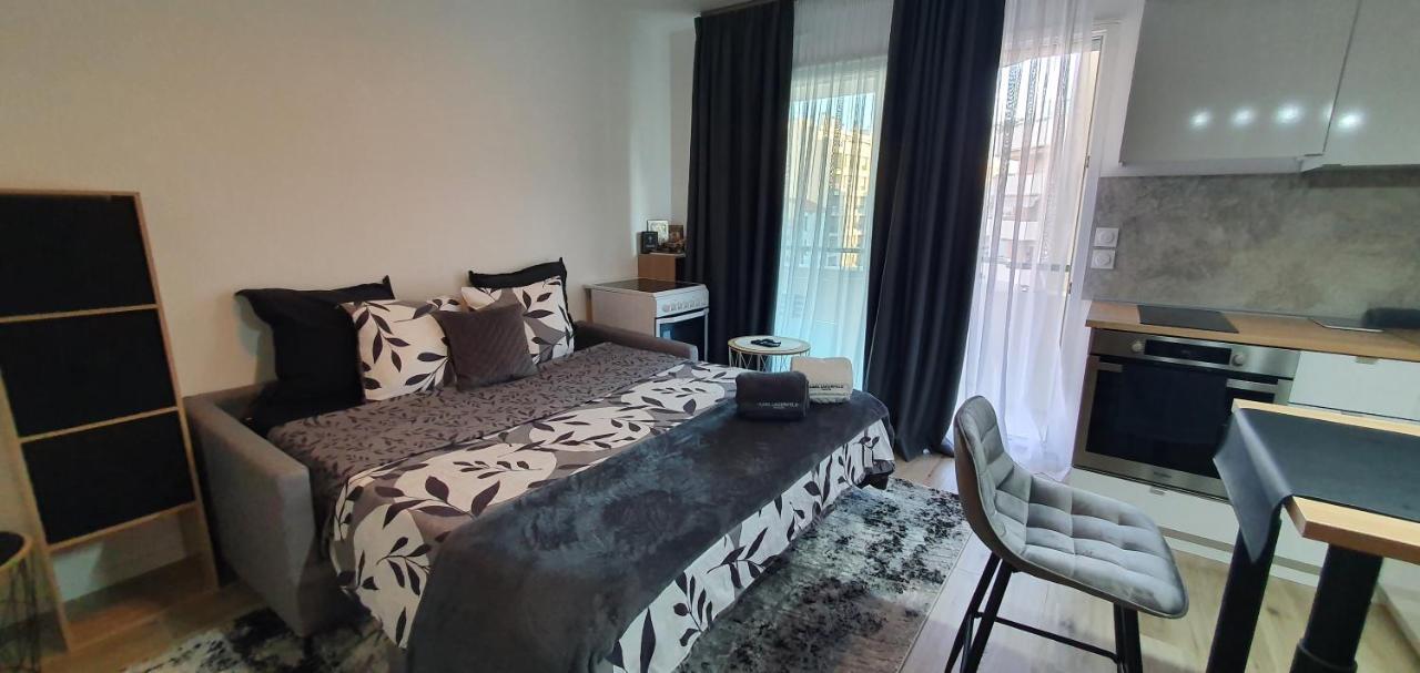 Appartement Lovely 1 Bedroom Vacation With Free Parking. *