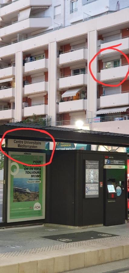 Lovely 1 Bedroom Vacation With Free Parking. Appartement